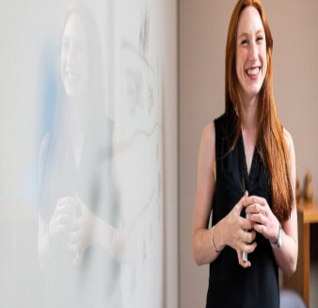 cropped-woman-g76cf68854_1280-1.jpg